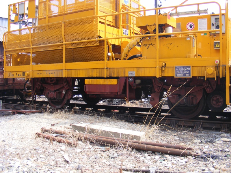 3-teu216.jpg
