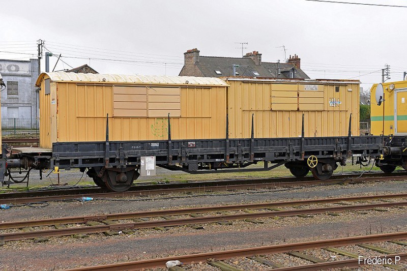 99 87 938 3 608-6 Lamballe01 311212-border.jpg