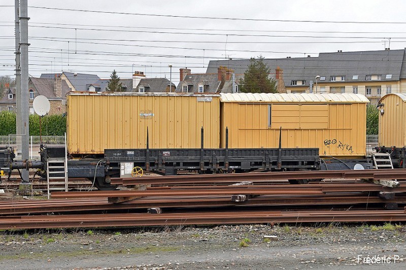 99 87 938 3 608-6 Lamballe02 311212-border.jpg