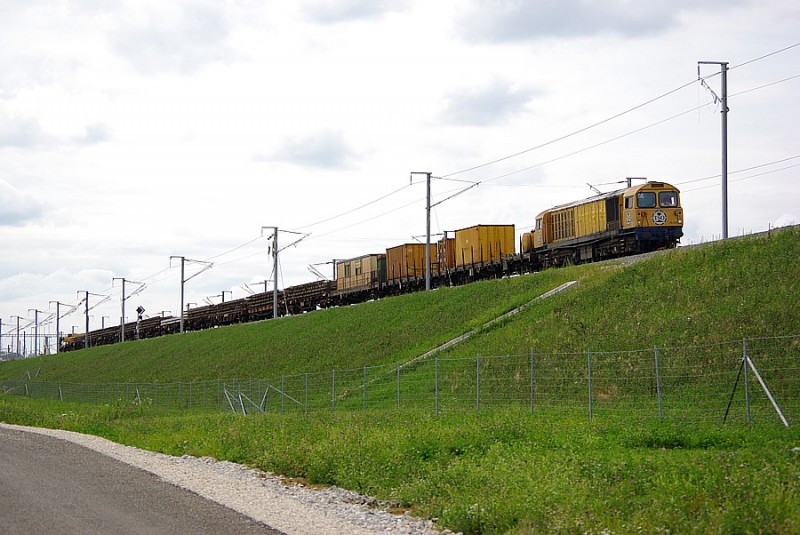 20100811me-lgv-rr-gare-bft+mbd-cc58007tso+wagons-vt-imgp3819retouche900.jpg