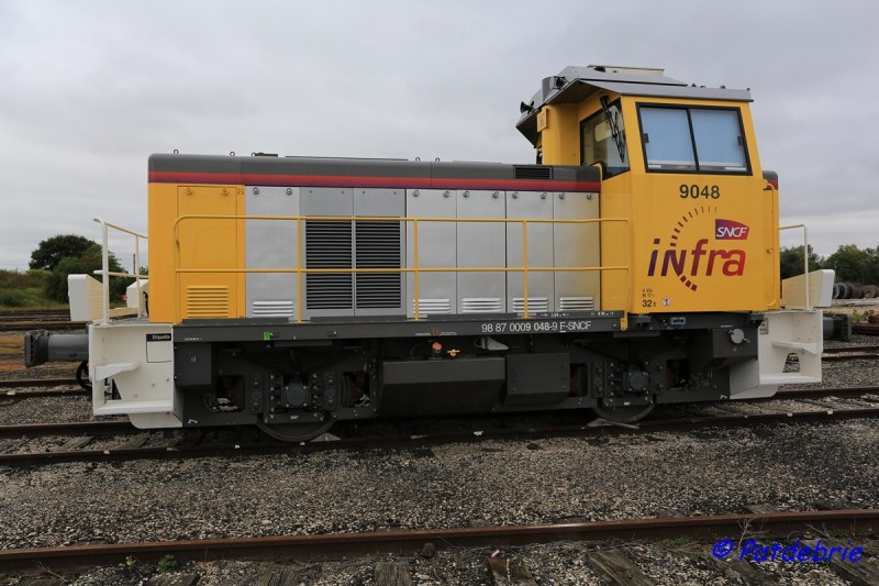 9048-2.JPG