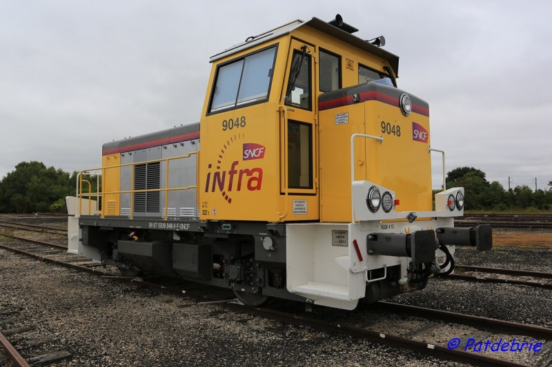 9048-3.JPG