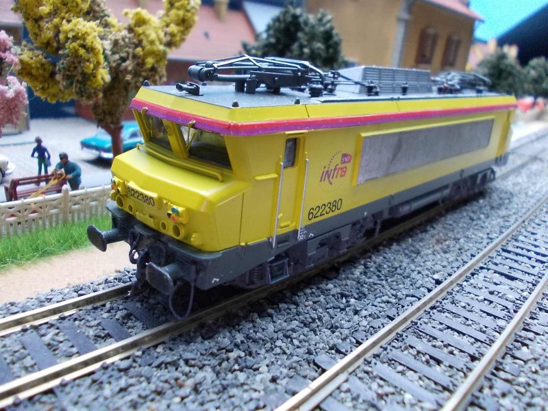 22380 b.JPG