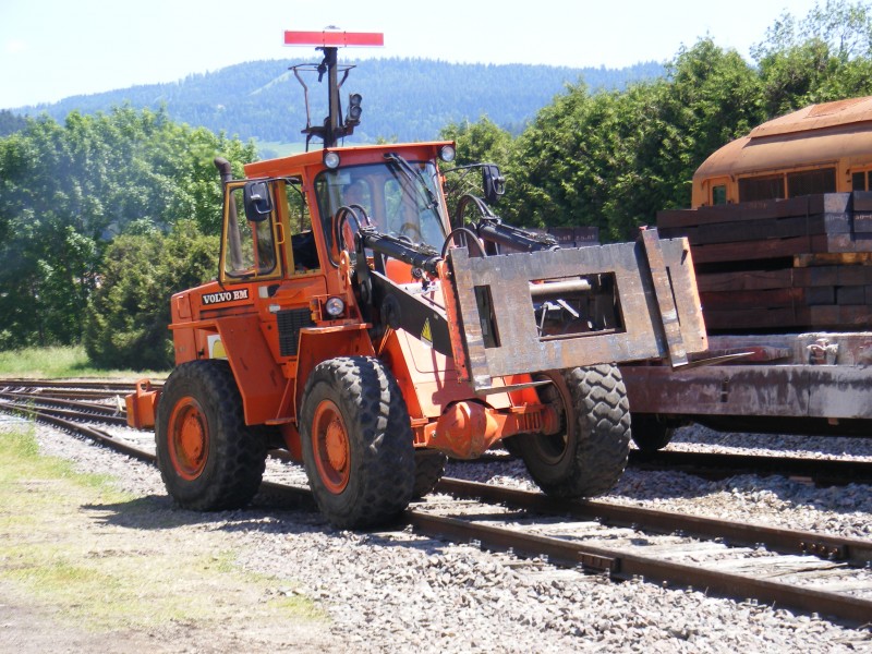 VOLVO L70 - xl70V9494X (5).JPG