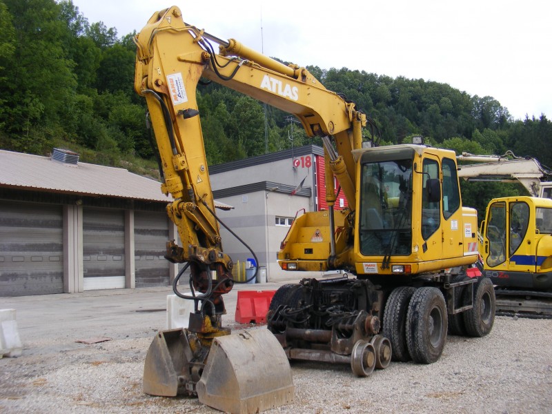 ATLAS 1404K - 241Z301283 (3).JPG