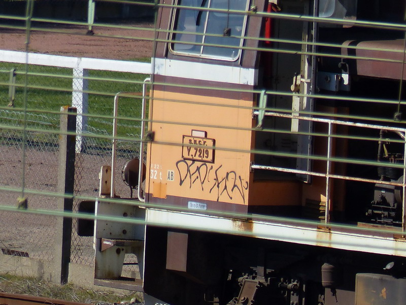 Y.7219 (2014-03-09 dépôt de St Pierre des Corps) ex Infra de Thionville (2).jpg