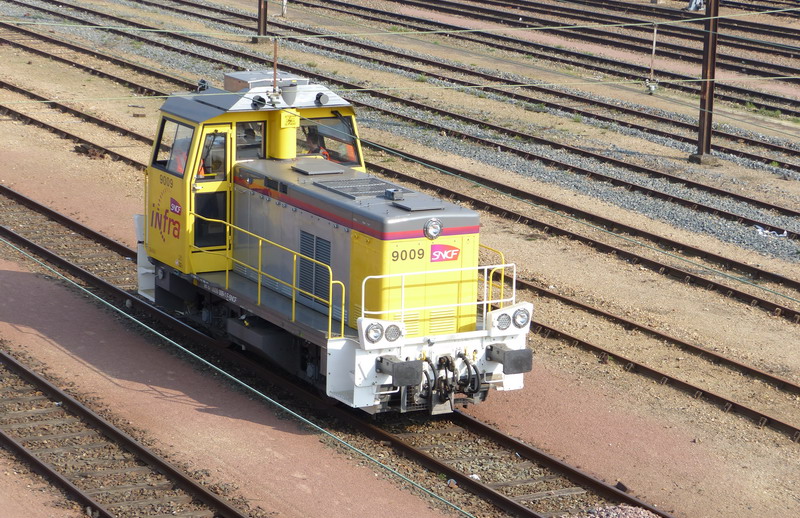 Y 9009 (2014-03-13 St Pierre des Corps) (2).jpg