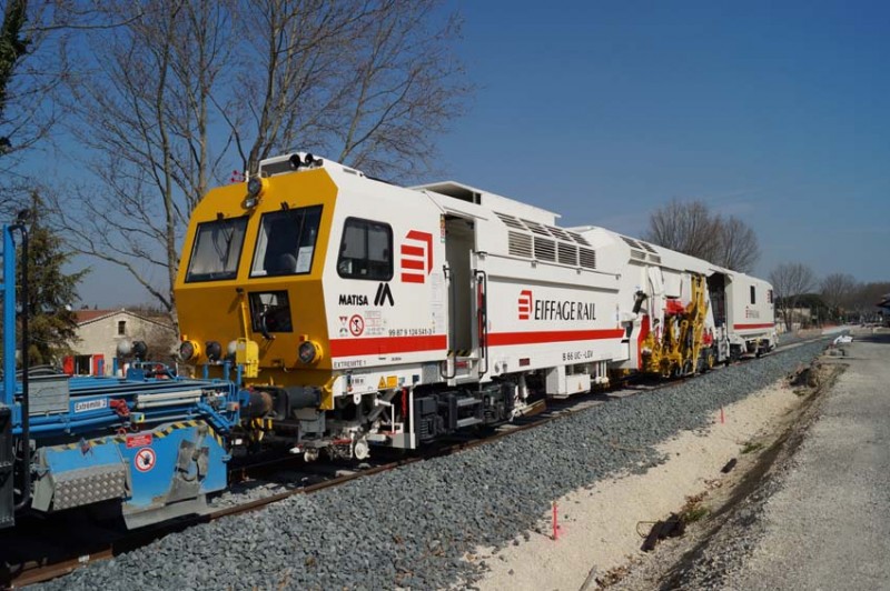 EIFFAGE-RAIL4.JPG (96.39 Kio) Vu 4210 fois EIFFAGE-RAIL4.JPG