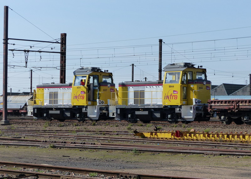 Y 9044 (2014-03-20) + Y 9017 (3).JPG