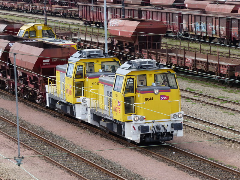 Y 9044 + 9017 (2014-03-24 St Pierre) (2).jpg