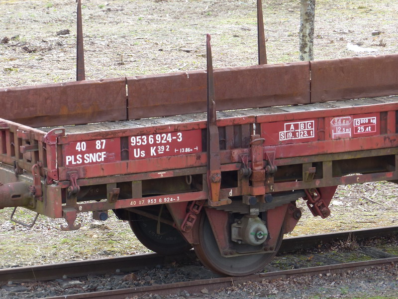 40 87 953 6 924-3 Us K39 2 SNCF-PLS (2014-03-24 St Pierre des Corps) (2).jpg