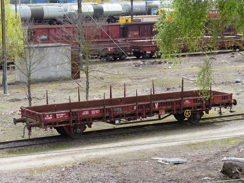 40 87 953 6 924-3 Us K39 2 SNCF-PLS (2014-03-24 St Pierre des Corps) (1).jpg