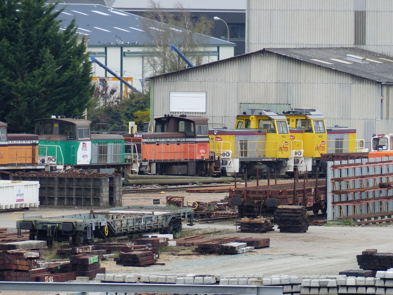 Y.9043 (2014-03-30 St Pierre des Corps) + Y.8132 + Y.8464 + Y.9042 et Y.7541.jpg