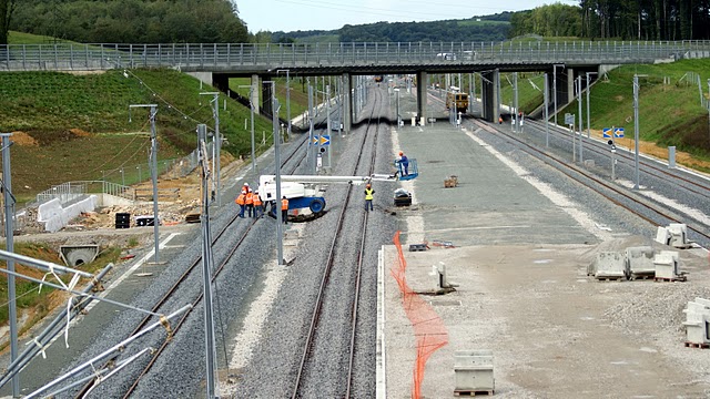 lgv-gare-2010_08_27_37[1].JPG