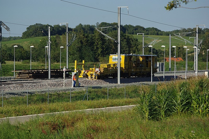 20100901me-lgv-rr-gare-tgv-bft+mbd-meroux-machine-dgs62nf254tso-vt-imgp4797-900.jpg