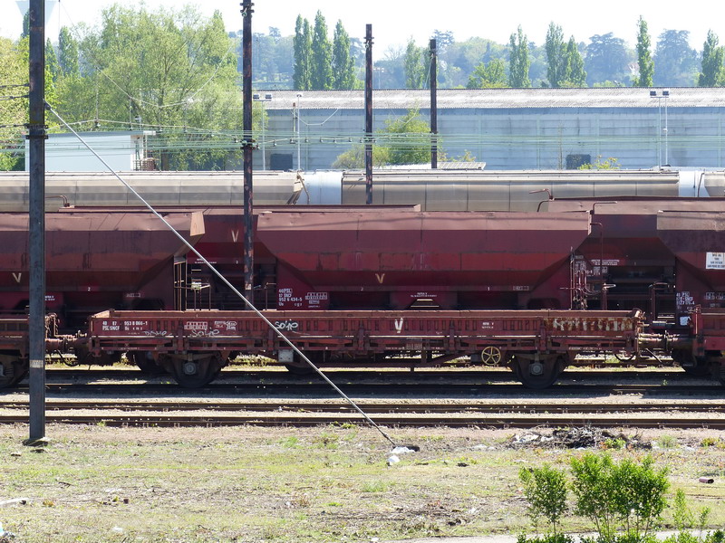 40 87 953 8 066-1 Us K39 2 SNCF-PSL (2014-04-14 St Pierre des Corps) (1).jpg
