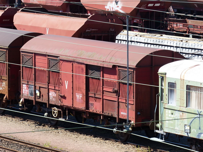 40 87 959 1 328-9 Us G55 2 SNCF-RN (2014-04-17 St Pierre des Corps) (1).jpg