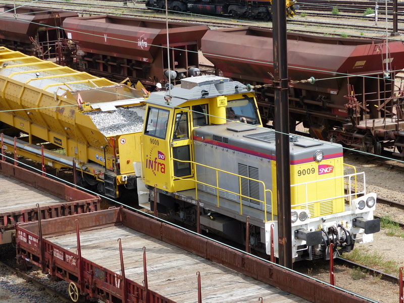 Y.9009 (2014-04-23 St Pierre des Corps) + VAD 140 - 99 87 9 352 577-0 N°357 Meccoli (1).jpg