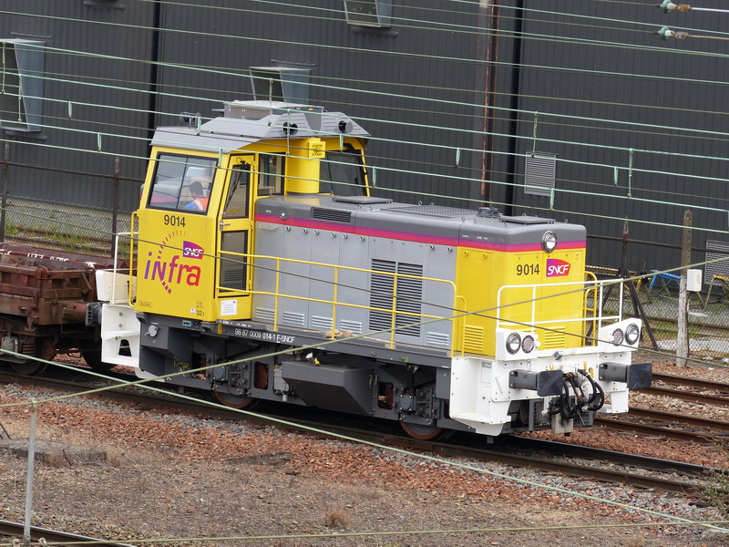 Y.9014 (2014-05-06 St Pierre des Corps).jpg