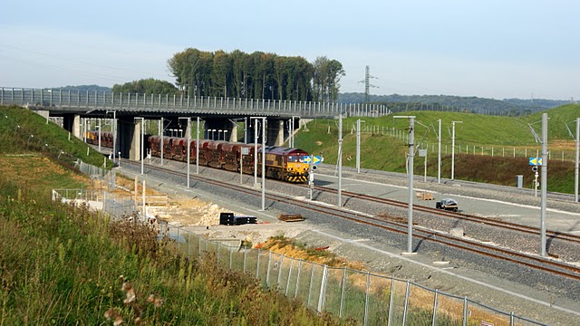 lgv-gare-2010_09_02_57[1].JPG