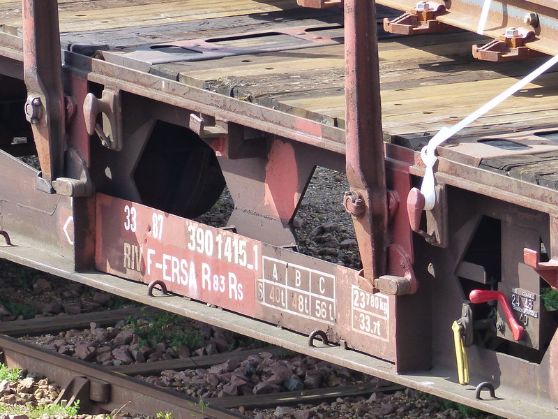 33 87 390 1 415-1 R83RS - RIV F-ERSA (2014-03-31 St Pierre des Corps) (2).jpg