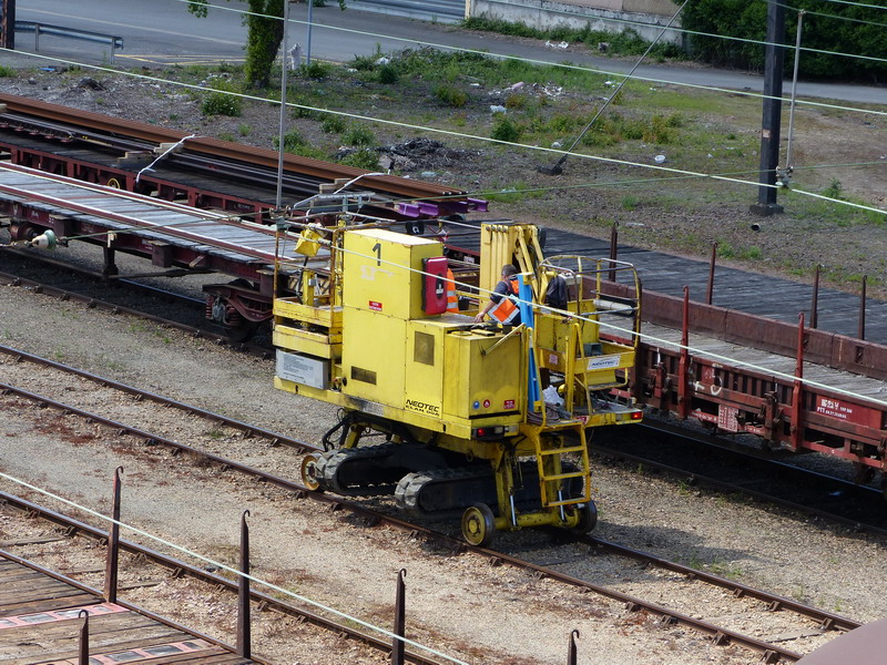 ELAN 00A NEOTEC (2014-05-14 St Pierre des Corps).jpg