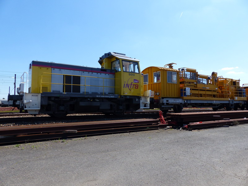 Y 9010 (2014-05-18 St Pierre des Corps) + APMC 0019 TR (3).jpg