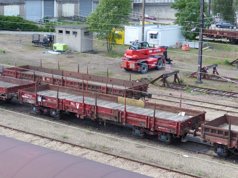 80 87 978 4 911-0 Uas S39 6 F SNCF-PSL (2014-05-14 St Pierre des Corps) (3).jpg