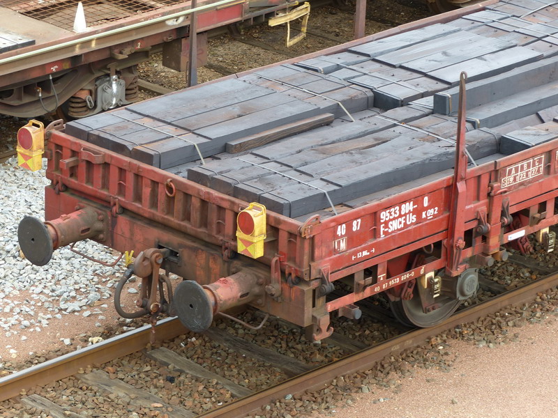 40 87 953 3 804-0 Us K09 2 F SNCF-LM (2°14-05-28 St Pierre des Corps) (2).jpg