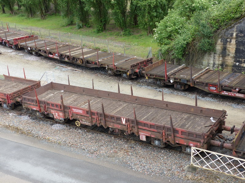 80 87 978 2 751-2 Uas S39 2 SNCF-PSL (2014-05-25 St Pierre des Corps) (1).jpg