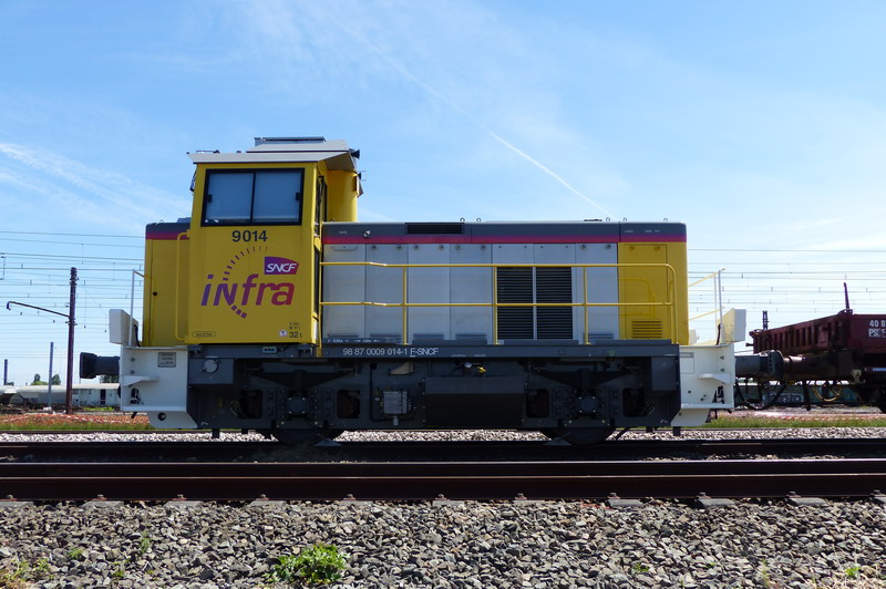 Y.9014 (2014-06-21 SPC Infrapôle LGV A) (1).jpg