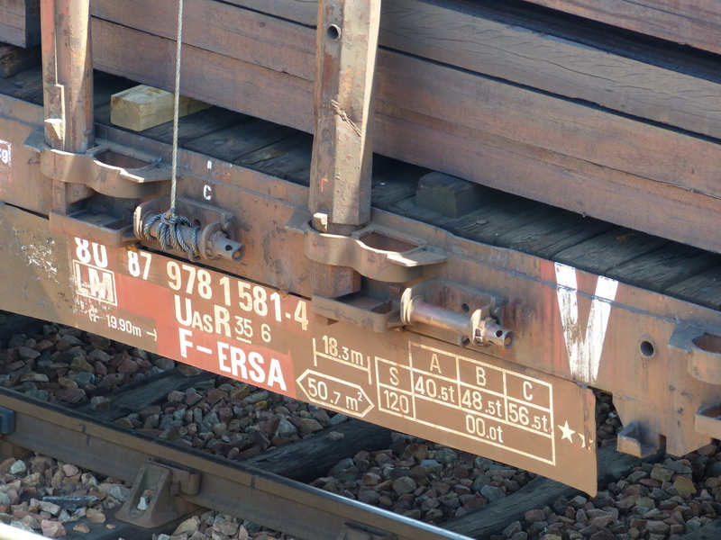 80 87 978 1 581-4 Uas R35 6 F-ERSA-LM (2014-07-03 St Pierre des Corps) (3).jpg