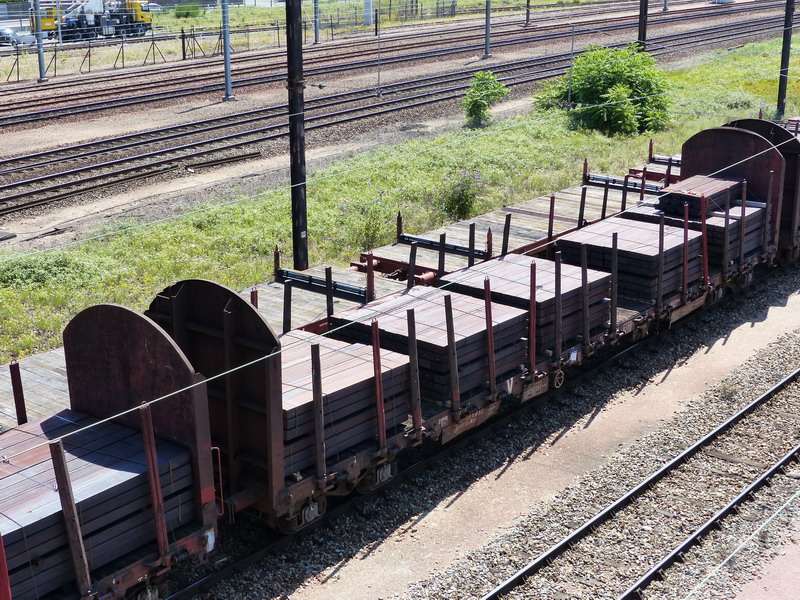 80 87 978 1 563-2 Uas R35 6 SNCF-LM (2014-07-03 St Pierre des Corps) (1).jpg