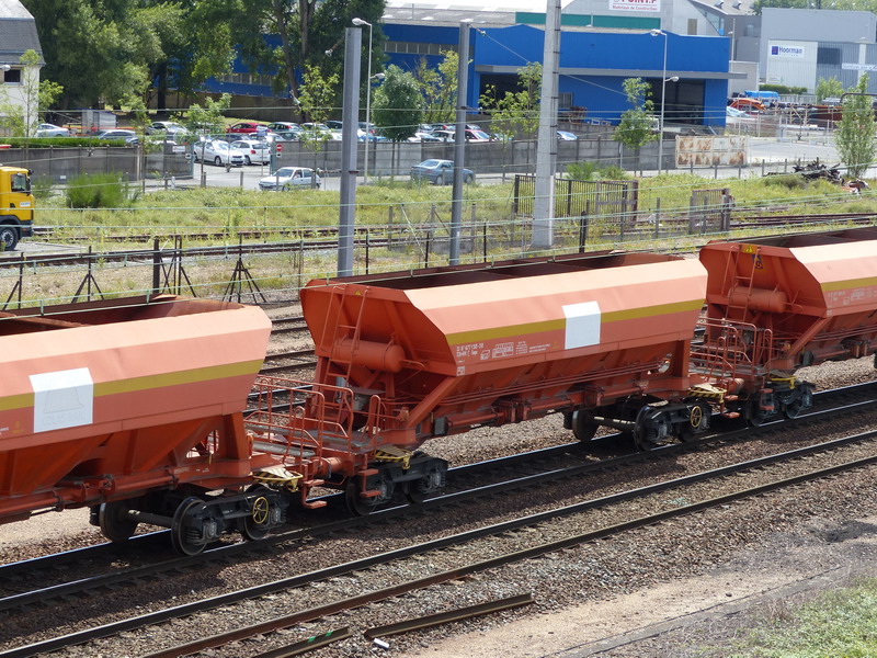 33 87 677 1 513-3 Fanps TEN+RIV F (2014-07-07 SPC) Colas Rail.jpg