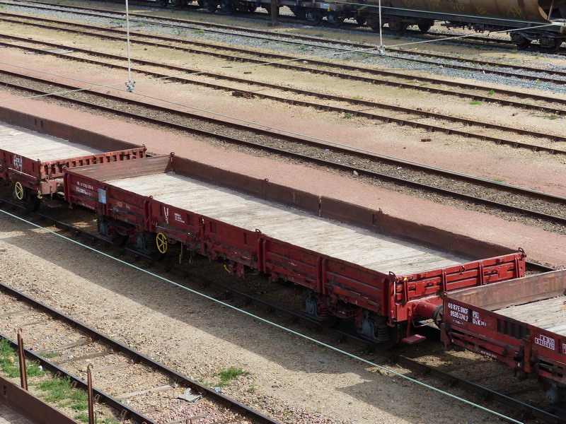 80 87 978 6 076-0 Uas S39 6 F SNCF-PSL (2014-04-01 St Pierre des Corps) (3).jpg