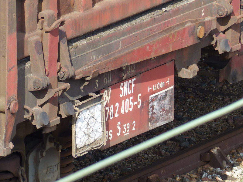 80 87 978 2 405-5 Uas S39 2 SNCF-PSL (2014-03-28 St Pierre des Corps) (2) .jpg