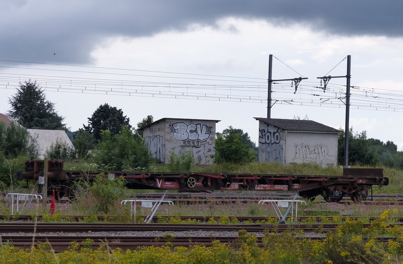 80 87 977 4 154-9 Uas R89 2 SNCF-PSL (2014-07-20 La Riche ST Genouph (1).jpg