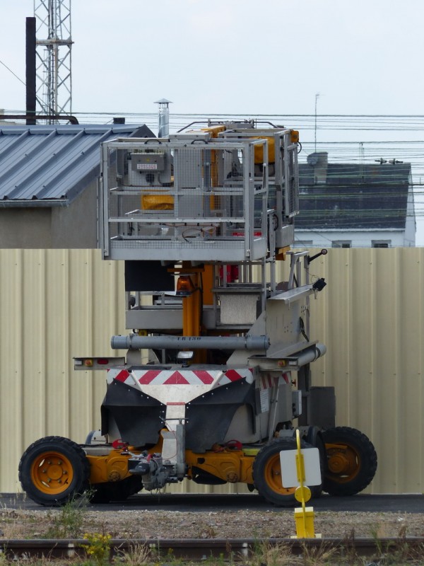4'Axe 06.83.xxx SNCF-TR Lorry N°150 (Crem DV13 de SPC).jpg