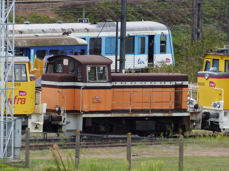 Y.7541 (2014-08-30 SPDC).jpg