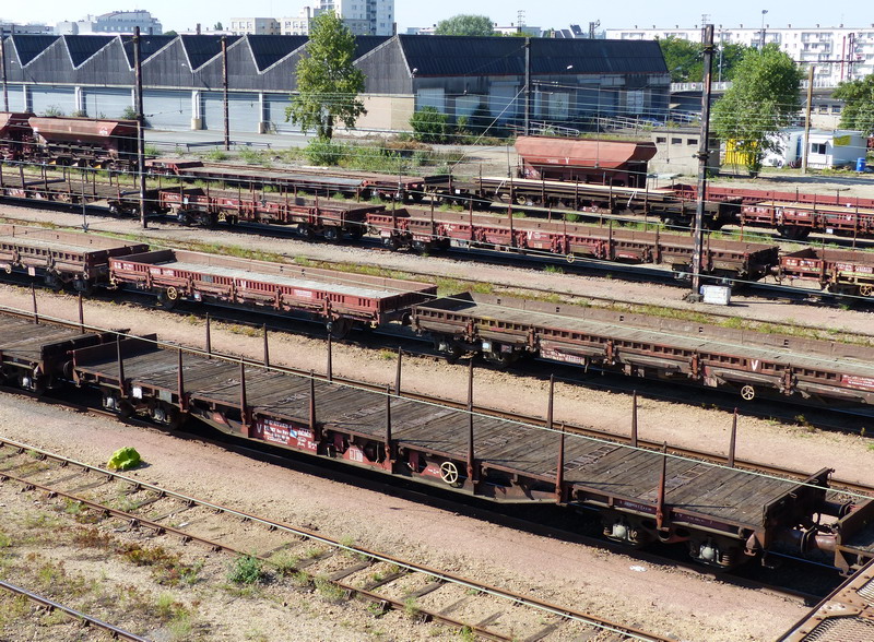 80 87 977 3 878-4 Uas R89 2 SNCF-PSL (2014-09-10 SPDC) (1).jpg