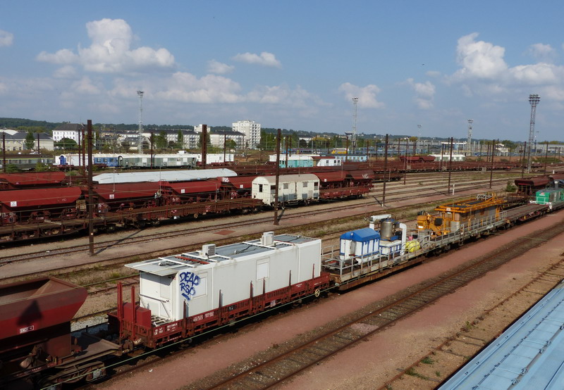 40 87 952 1 661-9 Us K24 1 SNCF-LM (2014-10-01 SPDC) (1).jpg