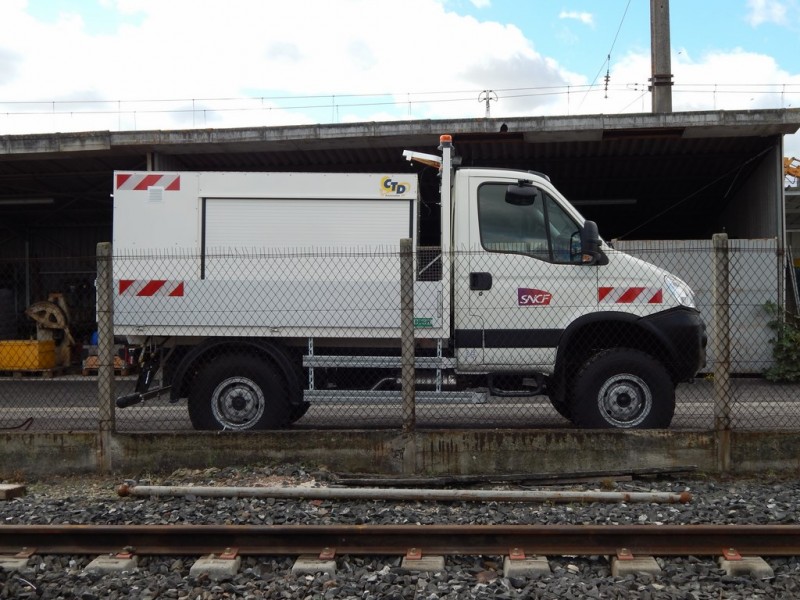 IVECO DAILY - DE 977 FO - INFRA (4) (Copier).JPG