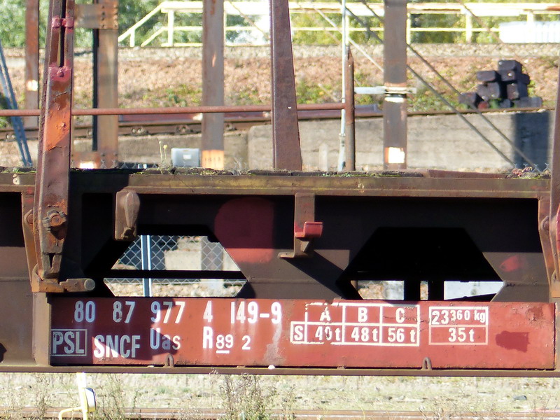 80 87 977 4 149-9 Uas R89 2 SNCF-PSL (2014-10-18 SPDC) (2).jpg