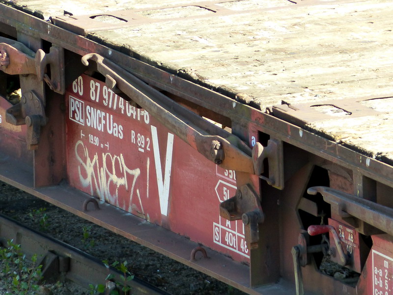 80 87 977 4 041-8 Uas R89 2 SNCF-PSL (2014-09-26 SPDC) (2).jpg