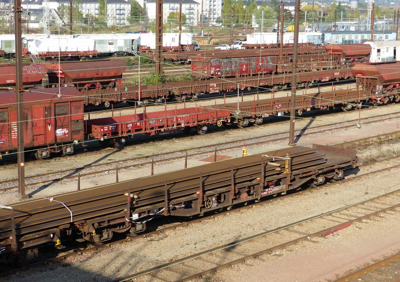 33 87 3903 133-8 Rs R80 2 RIV F-ERSA (2014-10-28 SPDC) (1).jpg