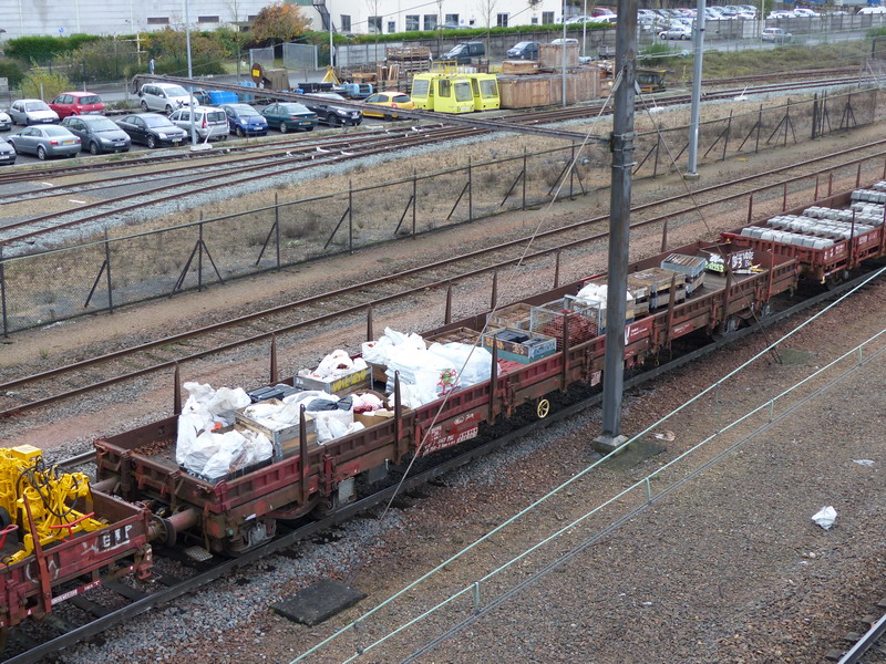 80 87 977 5 750-3 Uas R39 6 F SNCF-PSL (2014-11-18 SPDC) (1).jpg