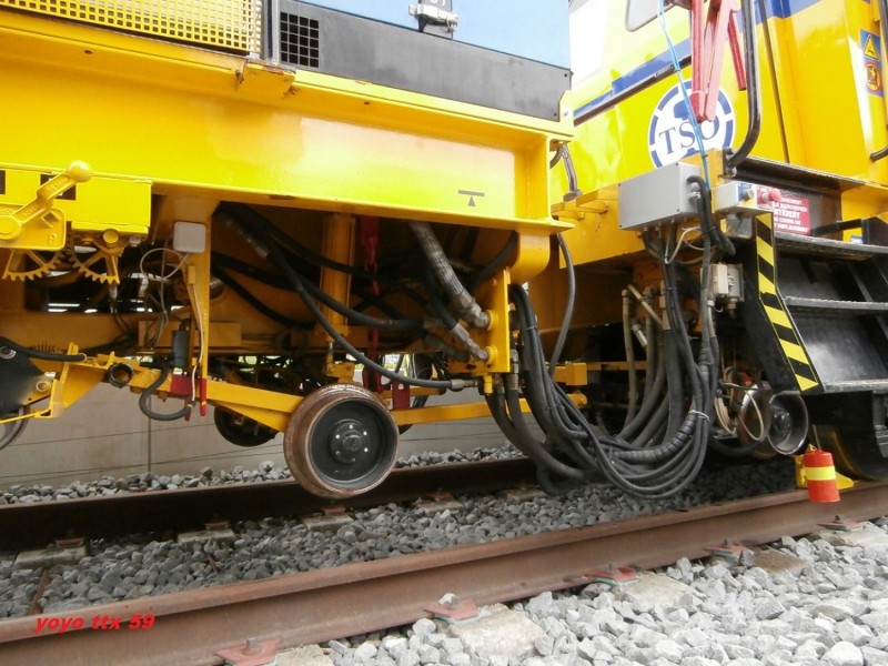 AC 09 F (i) n°2349=33.JPG