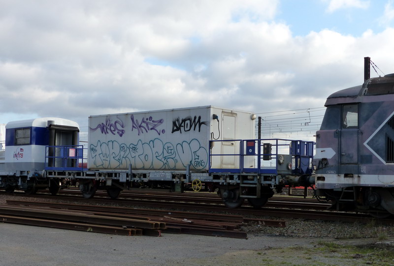 40 87 954 8 405-9 Us V41 2 SNCF (2014-12-06 Infrapôle LGV A de SPSC) (1).jpg