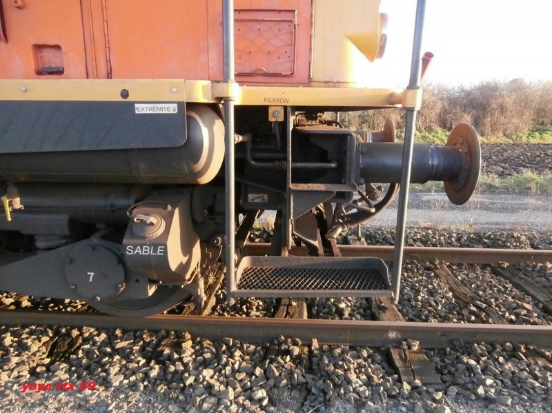 V212 RA 99 87 9 182 618-8=35.JPG