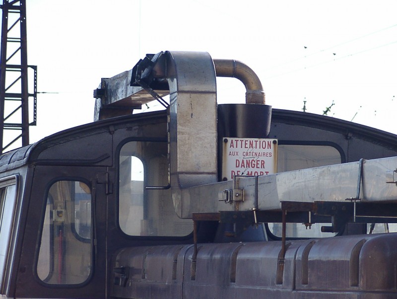 P2250004light.jpg